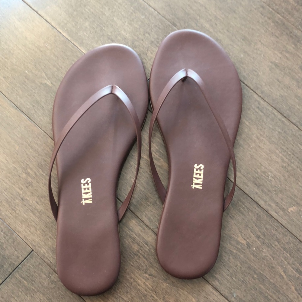 Tkees flip flop